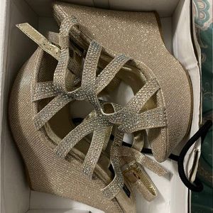 Womens wedges size 9